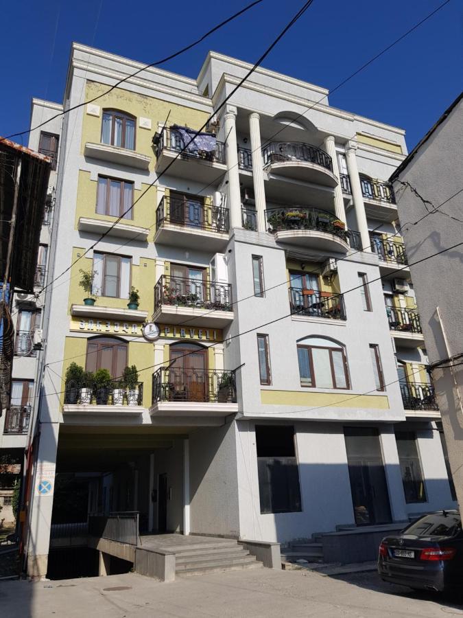 Central Star Кутаїсі Екстер'єр фото
