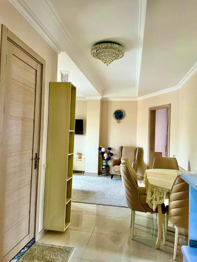 Central Star Кутаїсі Екстер'єр фото